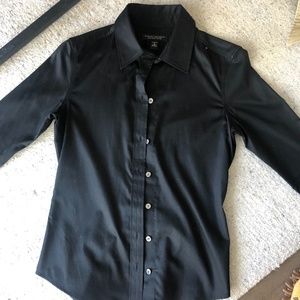 BANANA REPUBLIC BLACK NON-IRON FITTED SHIRT (SZ 2)
